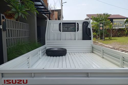 Dijual 2024 Isuzu Traga PICK UP bekas