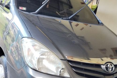 Dijual 2009 Toyota Kijang Innova 2.0 G MT bekas