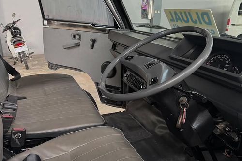 Dijual 2023 Mitsubishi L300 Pickup Standard bekas