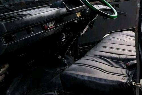 2022 Mitsubishi L300 Pickup Standard