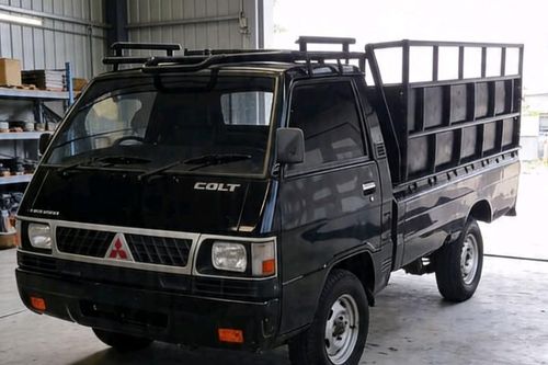 Dijual 2022 Mitsubishi L300 Pickup Standard bekas