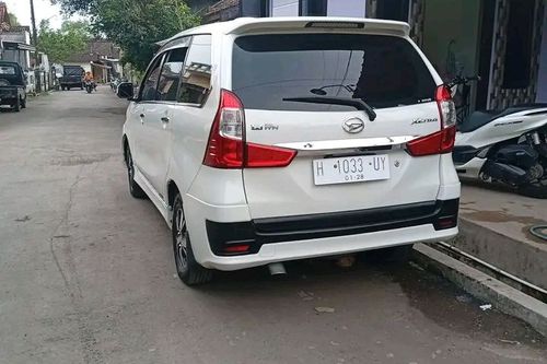 Dijual 2022 Daihatsu Xenia 1.5 R MT bekas