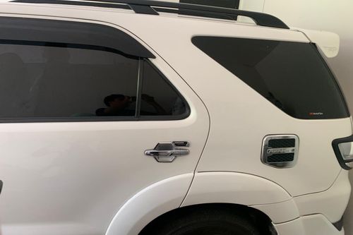 Dijual 2013 Toyota Fortuner 2.7 G A/T Lux TRD Bensin bekas