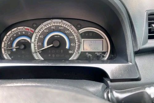 Dijual 2017 Toyota Avanza Veloz MT bekas