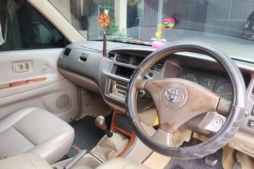 2009 Toyota Kijang  2.0L Krista Type