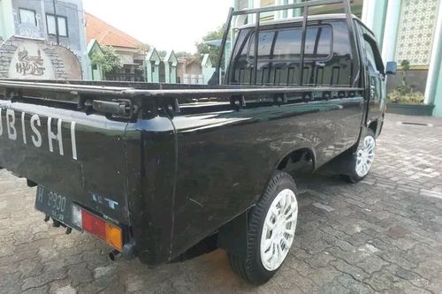 2020 Mitsubishi L300 Pickup Standard tua