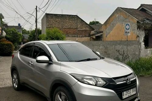 Dijual 2015 Honda HRV E CVT bekas