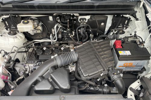 Dijual 2023 Toyota Kijang Innova Zenix Hybrid EV 2.0L Q HV CVT TSS Modellista bekas