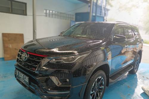 2021 Toyota Fortuner VRZ 4X2 TRD 2.4L AT