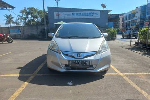 2013 Honda Jazz  1.5L S AT bekas