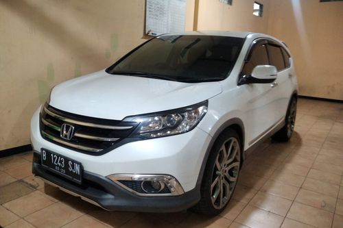 Old 2014 Honda CRV 2.4 I-VTEC AT