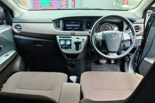 Used 2022 Toyota Calya G AT