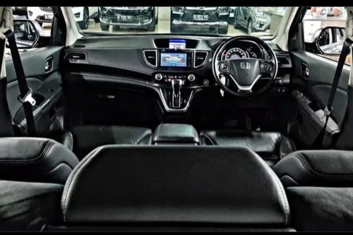 2015 Honda CRV  2.4L Prestige AT