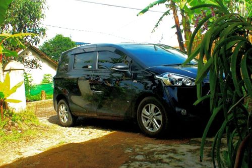 Old 2017 Toyota Sienta G CVT