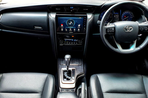 2021 Toyota Fortuner 2.4 VRZ AT bekas