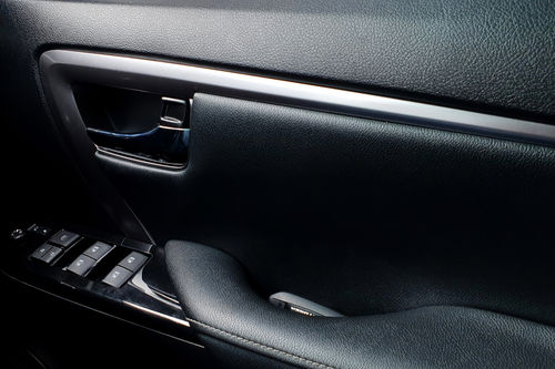 2021 Toyota Fortuner 2.4 VRZ AT bekas