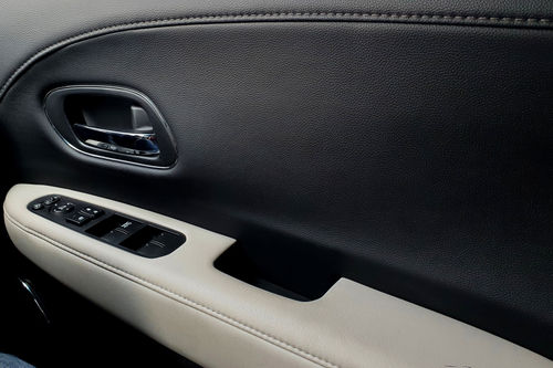 2021 Honda HRV V PRESTIGE 1.8L AT bekas