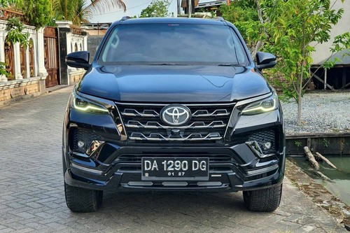 2021 Toyota Fortuner 4X2 2.5L AT TRD bekas