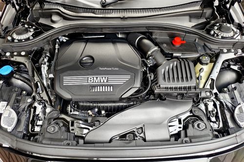2022 BMW 2 Series Gran Coupe 218i bekas