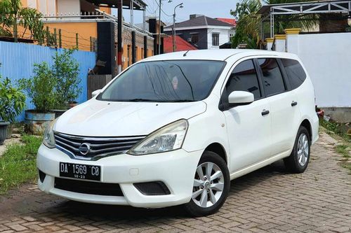Beli mobil bekas