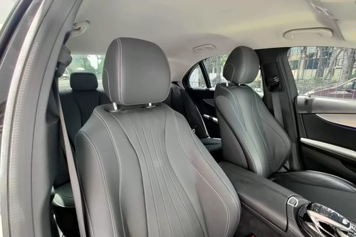 2017 Mercedes Benz E-Class E 250 CGI AT bekas