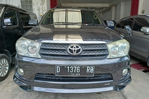 2008 Toyota Fortuner  2.5L G Diesel AT