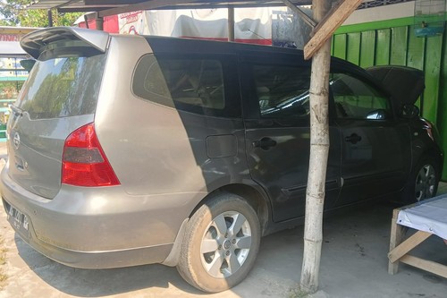 Used 2010 Nissan Grand Livina  1.5 SV MT