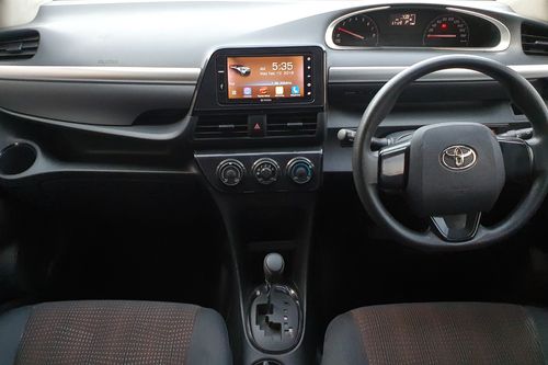2016 Toyota Sienta G CVT