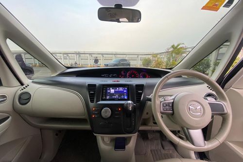 2014 Mazda Biante 2.0L Sky Active AT bekas
