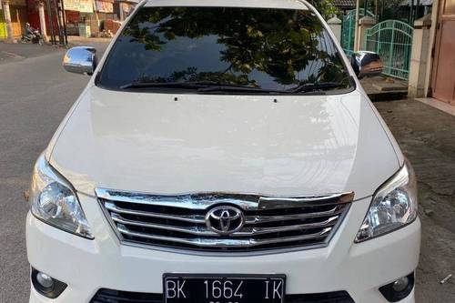 2013 Toyota Kijang Innova 2.0L G AT bekas