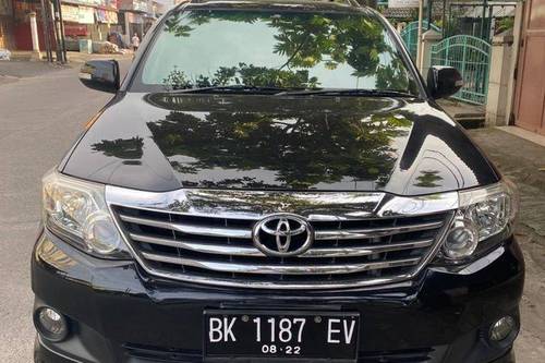 Second Hand 2012 Toyota Fortuner G 2.5L Diesel AT VNTURBO