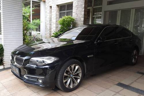 2015 BMW 5 Series Sedan  520I CKD AT bekas