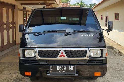 2015 Mitsubishi L300 Pickup Standard bekas