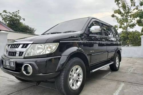 2013 Isuzu Panther GRAND TOURING