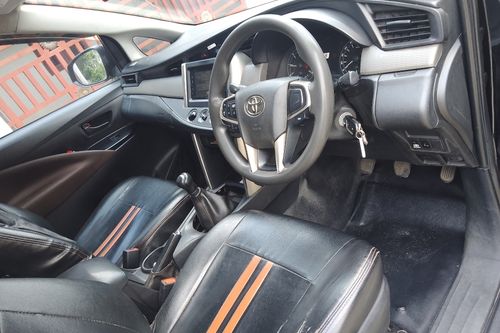 Old 2014 Toyota Innova DIESEL G 2.4 AT