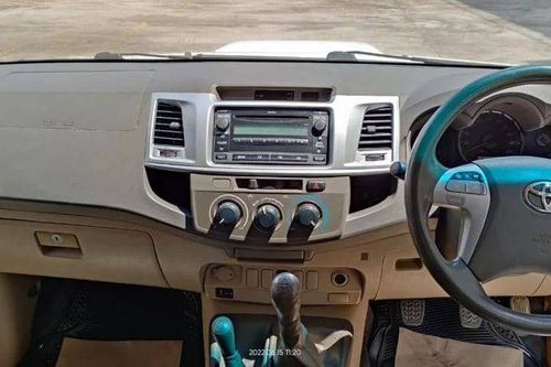 Beli mobil bekas