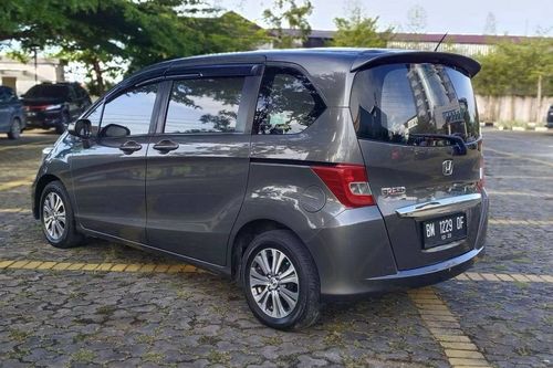 2012 Honda Freed E(PSD)A/T bekas