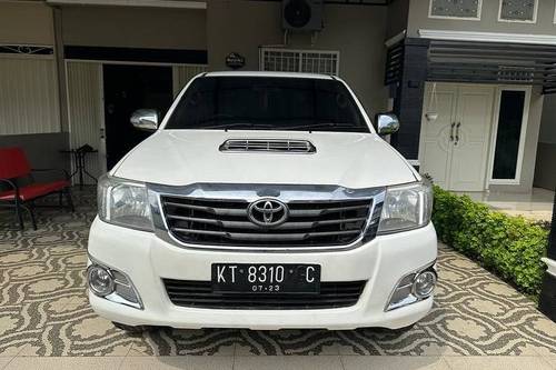 Used 2012 Toyota Hilux Double Cabin G 2.5L MT