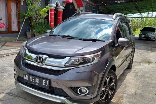 Beli mobil bekas