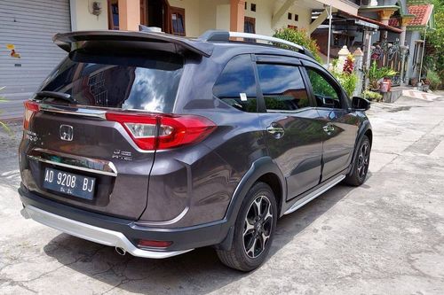 Beli mobil bekas