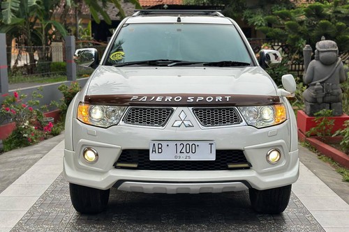 2013 Mitsubishi Pajero Sport Dakar Ultimate AT 4x4 bekas