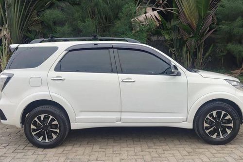 Dijual 2016 Daihatsu Terios R M/T bekas