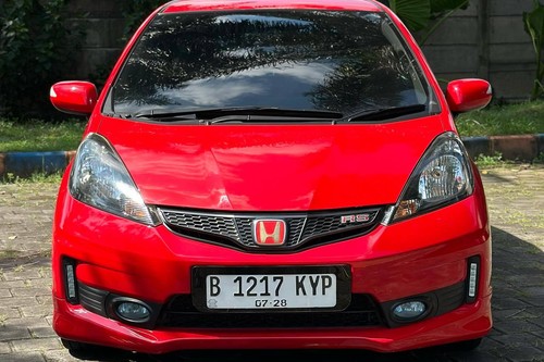2014 Honda Jazz  GE8 1.5 E AT bekas