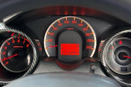 2nd Hand 2014 Honda Jazz GE8 1.5 E AT