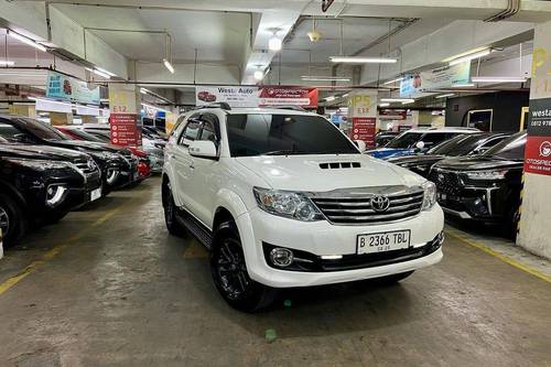 Second Hand 2014 Toyota Fortuner  2.5L G VNT TRD Diesel AT