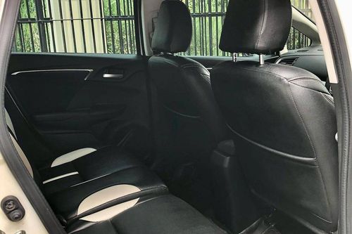 Beli mobil bekas