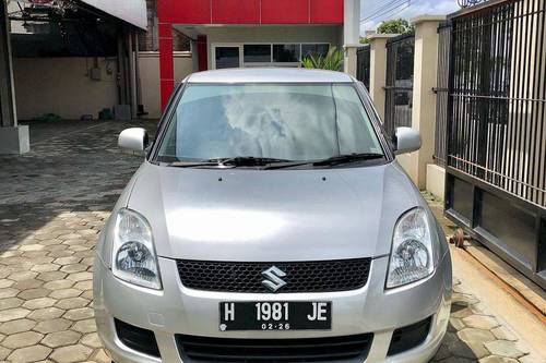 2010 Suzuki Swift GX AT Bekas