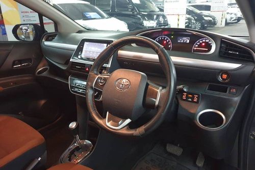 2016 Toyota Sienta 1.5L V AT
