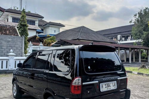 2019 Isuzu Panther LM