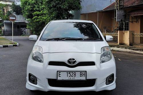 2012 Toyota Yaris E 1.5L AT bekas